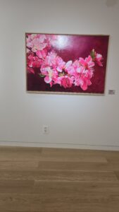 Installation view of Jennifer Lee's painting Dazzlingly Beautiful II displayed during the solo exhibition Dazzlingly Beautiful at Gallery Eun, Seoul.